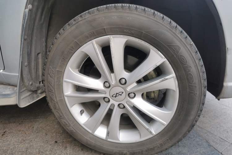 Used Chery Tiggo 2011 Elite Edition 1.6L Manual Luxury DVVT Right Front Wheel Hub