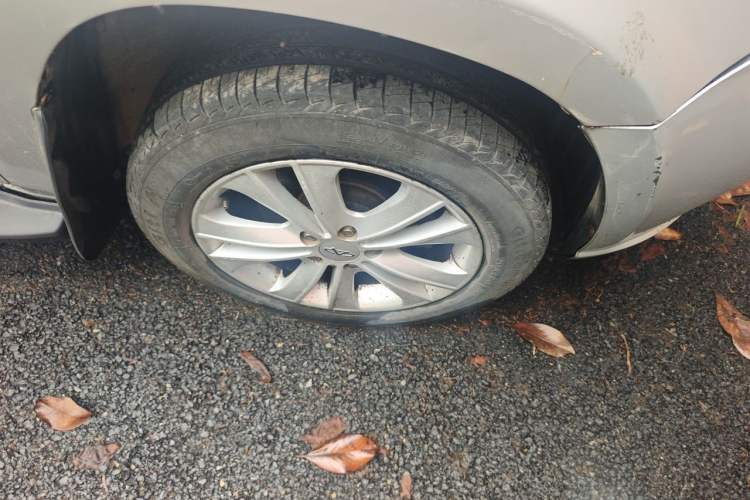 Used Chery Tiggo 2011 Elite Edition 1.6L Manual Comfort DVVT Right Front Wheel Hub