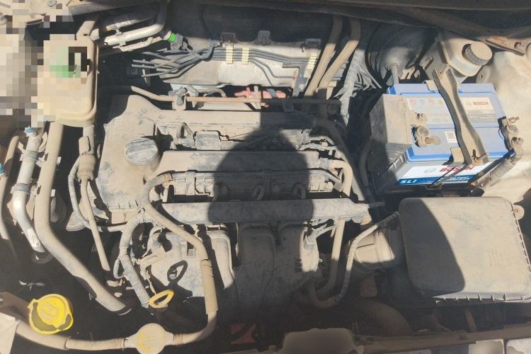 Used Chery Tiggo 2011 Elite Edition 1.6L Manual Comfort DVVT Engine Bay