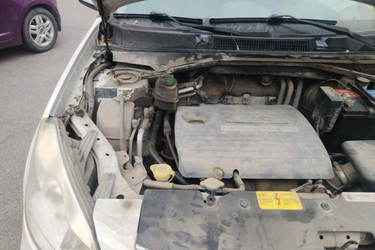 Used Chery Tiggo 2011 Elite Edition 1.6L Manual Comfort DVVT Engine Bay Right