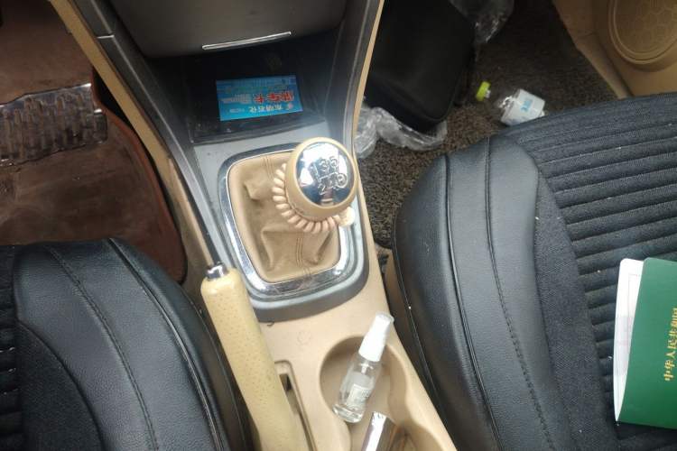 Used Chery Tiggo 2011 Elite Edition 1.6L Manual Comfort DVVT Gear Lever