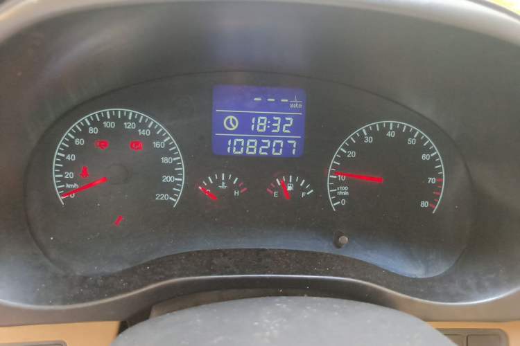 Used Chery Tiggo 2011 Elite Edition 1.6L Manual Comfort DVVT Odometer Close Up