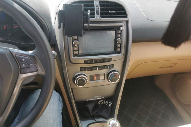 Used Chery Tiggo 2012 Elite Edition 1.6L Manual Comfort DVVT Audio And AC Panel