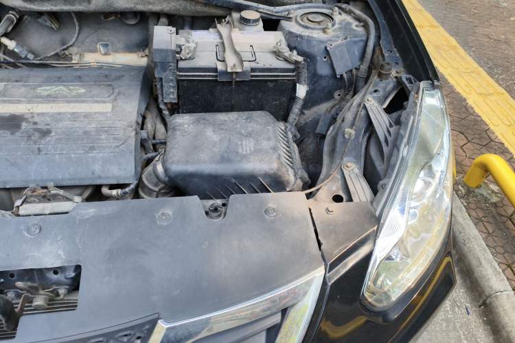 Used Chery Tiggo 2012 Elite Edition 1.6L Manual Comfort DVVT Engine Bay Left
