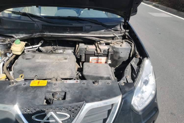 Used Chery Tiggo 2012 Elite Edition 1.6L Manual Comfort DVVT Engine Bay Left
