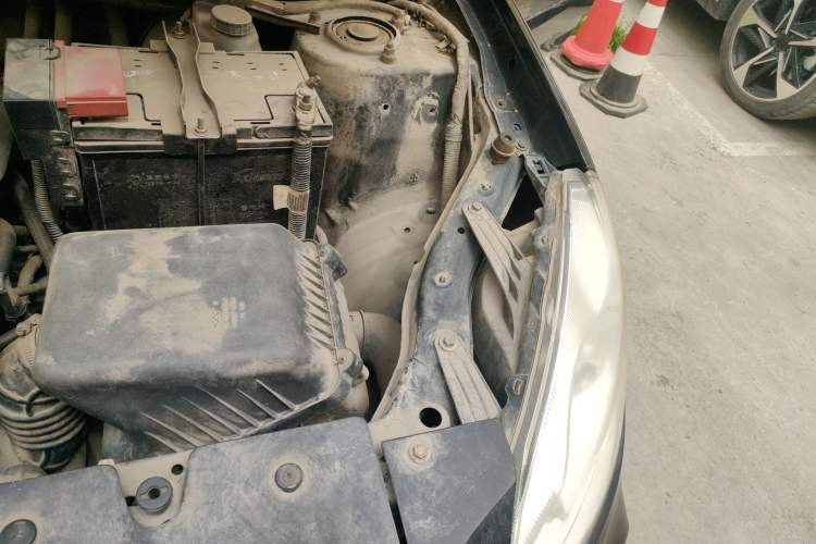 Used Chery Tiggo 2012 Elite Edition 1.6L Manual Comfort DVVT Engine Bay Left