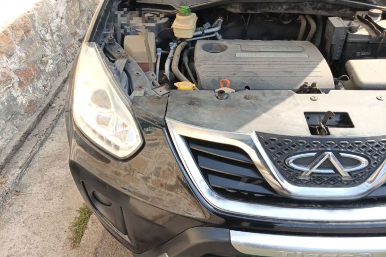 Used Chery Tiggo 2012 Elite Edition Facelift 1.6L Manual Comfort DVVT Engine Bay Right