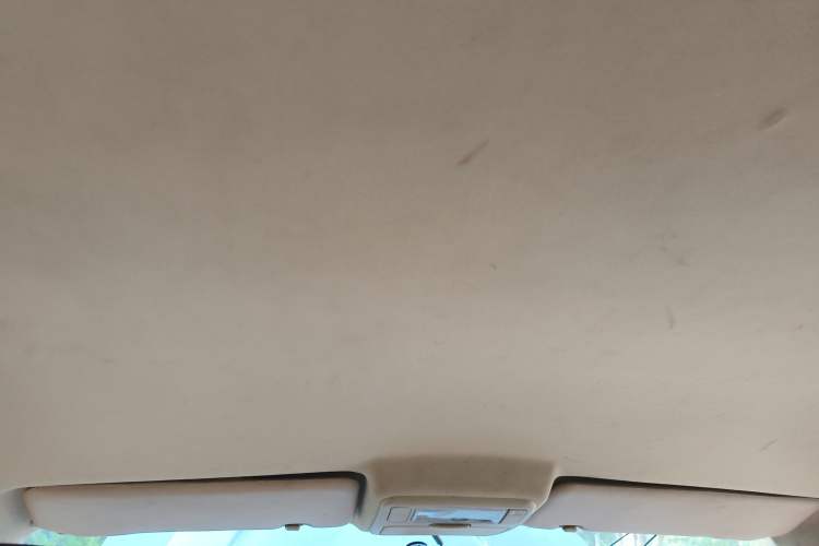 Used Chery Tiggo 2012 Elite Edition 1.6L Manual Comfort DVVT Headliner