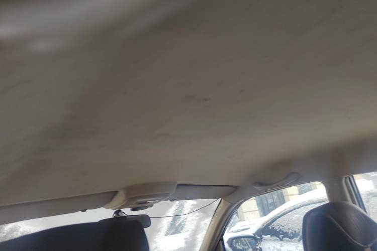 Used Chery Tiggo 2012 Classic Edition 1.6L Manual Comfort Model Headliner