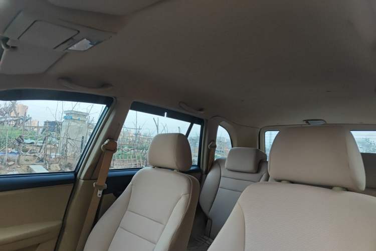 Used Chery Tiggo 2012 Elite Edition 1.6L Manual Comfort DVVT Headliner