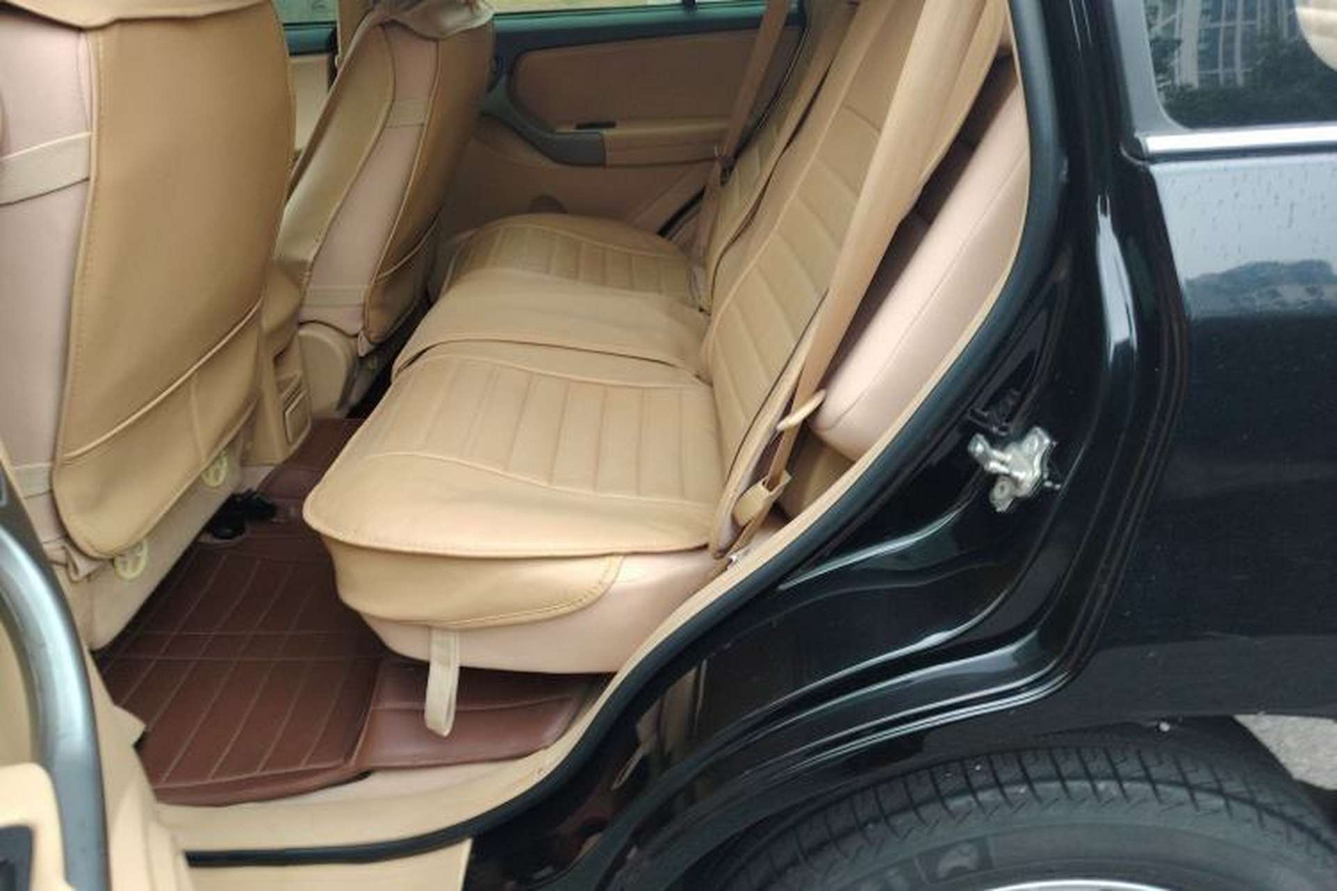Used Chery Tiggo 2012 Elite Edition Facelift 1.6L Manual Comfort DVVT Left Rear Seat
