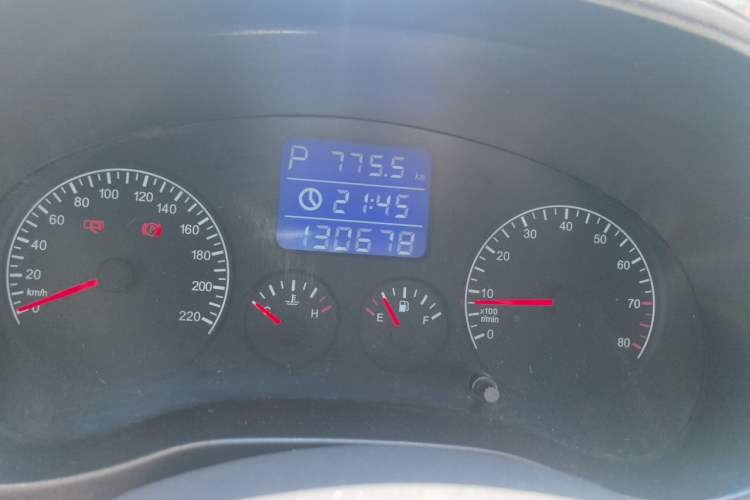 Used Chery Tiggo 2012 Elite Edition Facelift 1.6L CVT Comfort DVVT Model Odometer Close Up