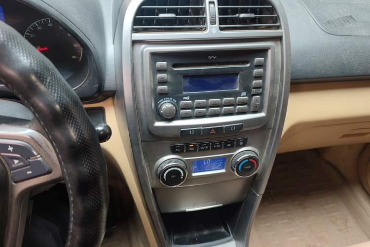 Used Chery Tiggo 2012 Elite Edition 1.6L Manual Comfort DVVT Audio And AC Panel