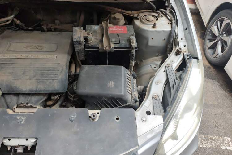 Used Chery Tiggo 2012 Elite Edition 1.6L Manual Comfort DVVT Engine Bay Left