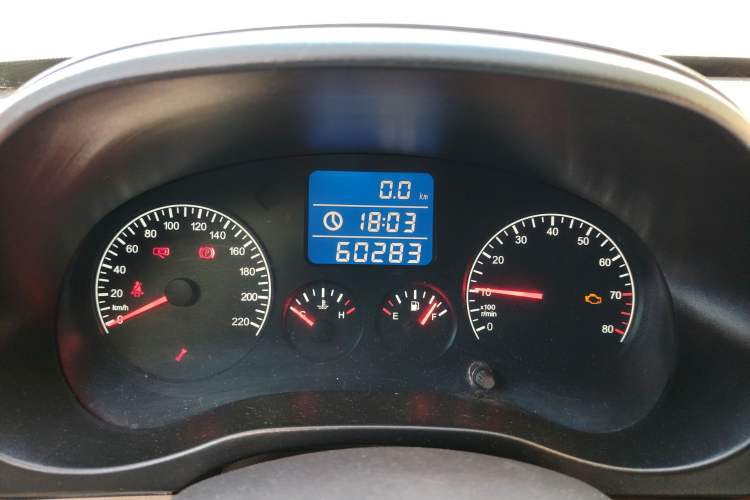 Used Chery Tiggo 2012 Elite Edition 1.6L Manual Comfort DVVT Odometer Close Up