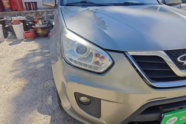 Used Chery Tiggo 2012 Elite Edition 1.6L Manual Comfort DVVT Right Front Headlight