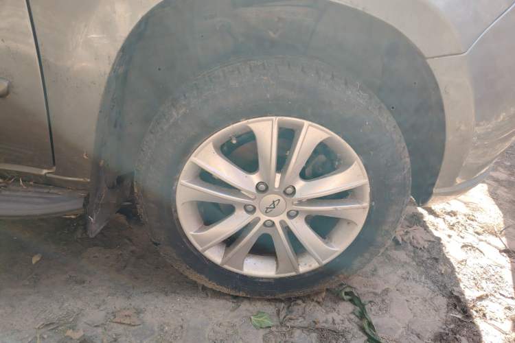 Used Chery Tiggo 2012 Elite Edition 1.6L Manual Comfort DVVT Right Front Wheel Hub
