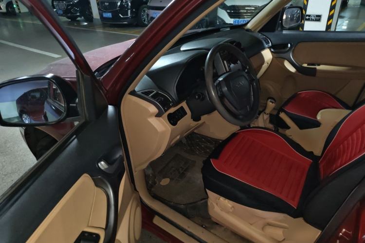 Used Chery Tiggo 2012 Elite Edition 1.6L Manual Luxury DVVT Model Driver Seat