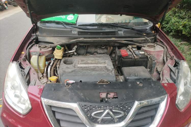 Used Chery Tiggo 2012 Elite Edition 1.6L CVT Comfort DVVT Model Engine Bay