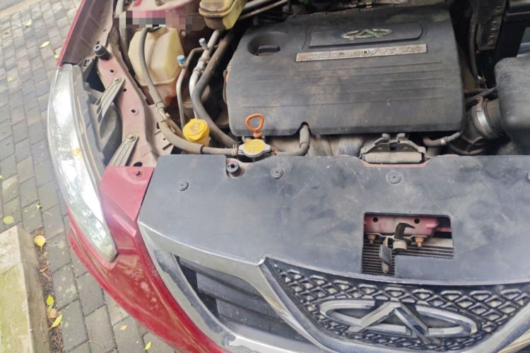 Used Chery Tiggo 2012 Elite Edition 1.6L Manual Comfort DVVT Engine Bay Right