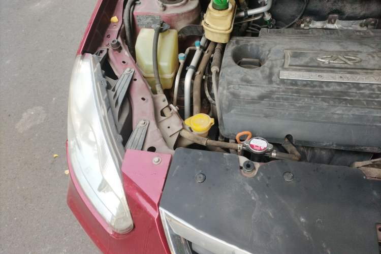 Used Chery Tiggo 2012 Elite Edition 1.6L CVT Comfort DVVT Model Engine Bay Right