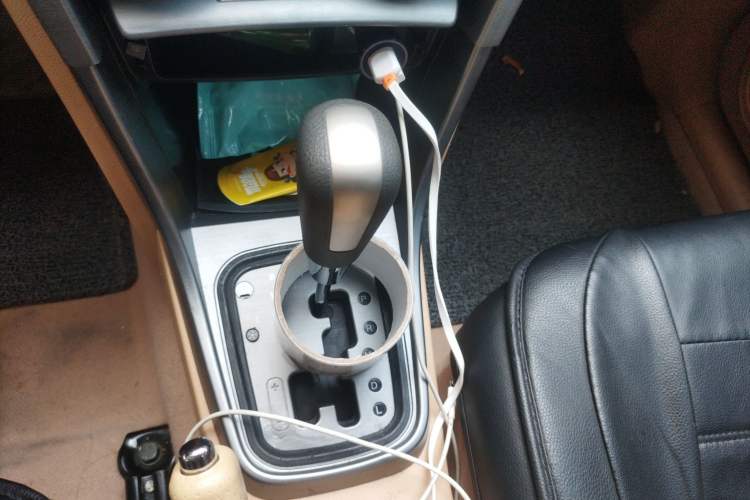Used Chery Tiggo 2012 Elite Edition 1.6L CVT Comfort DVVT Model Gear Lever