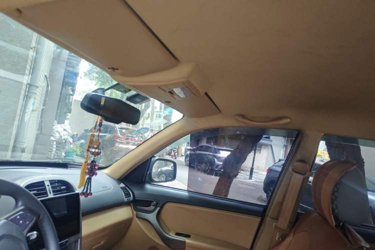 Used Chery Tiggo 2012 Elite Edition 1.6L Manual Comfort DVVT Headliner