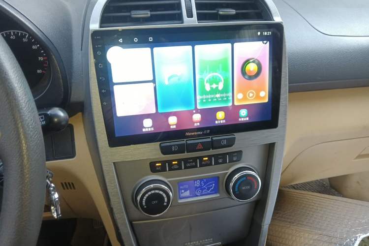 Used Chery Tiggo 2012 Elite Edition Facelift 1.6L Manual Comfort DVVT Audio And AC Panel