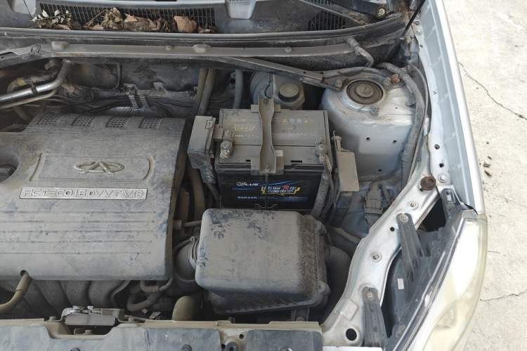 Used Chery Tiggo 2012 Elite Edition Facelift 1.6L CVT Comfort DVVT Model Engine Bay Left