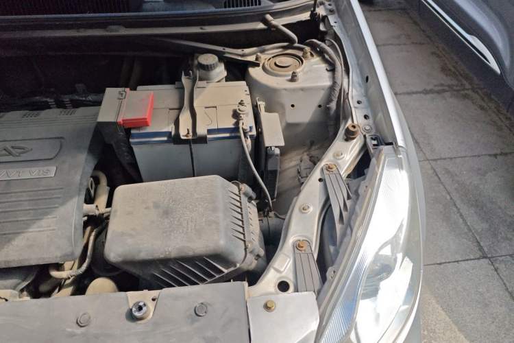 Used Chery Tiggo 2012 Elite Edition 1.6L CVT Comfort DVVT Model Engine Bay Left