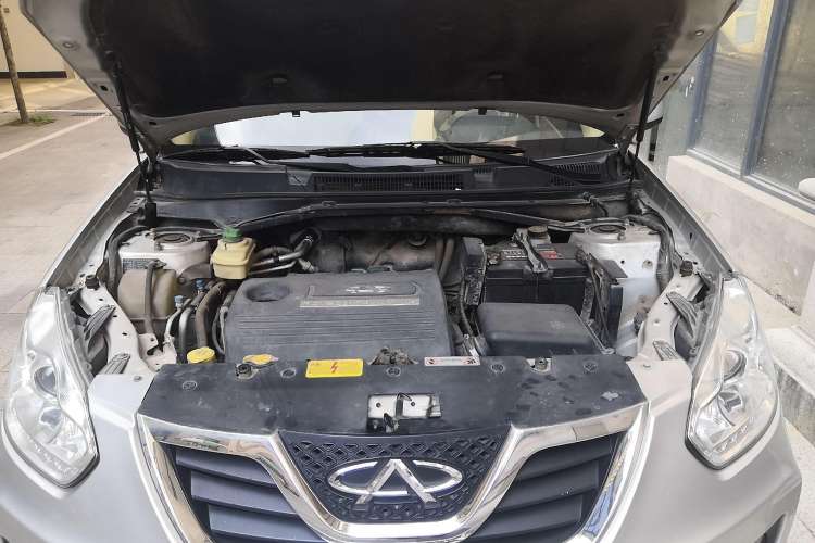 Used Chery Tiggo 2012 Elite Edition 1.6L CVT Comfort DVVT Model Engine Bay