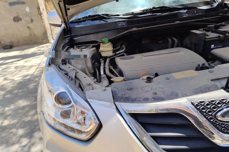 Used Chery Tiggo 2012 Elite Edition 1.6L Manual Comfort DVVT Engine Bay Right