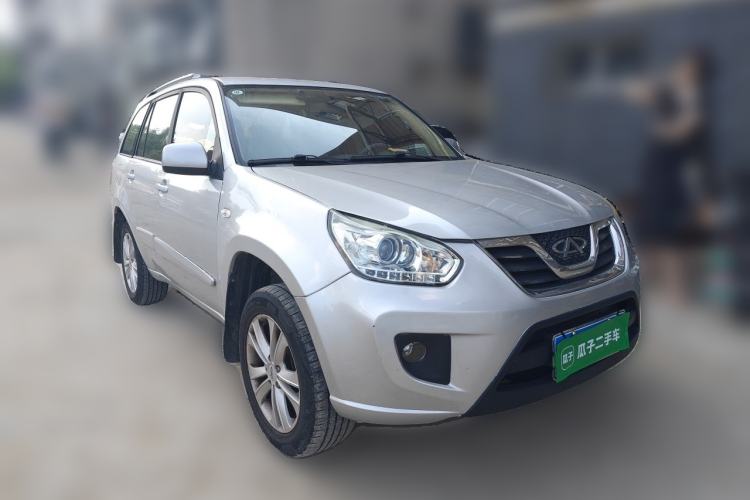 Used Chery Tiggo 2012 Elite Edition Facelift 1.6L CVT Comfort DVVT Model Front Right 45 Deg