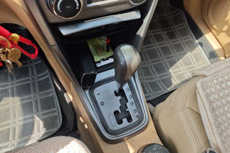 Used Chery Tiggo 2012 Elite Edition 1.6L CVT Comfort DVVT Model Gear Lever