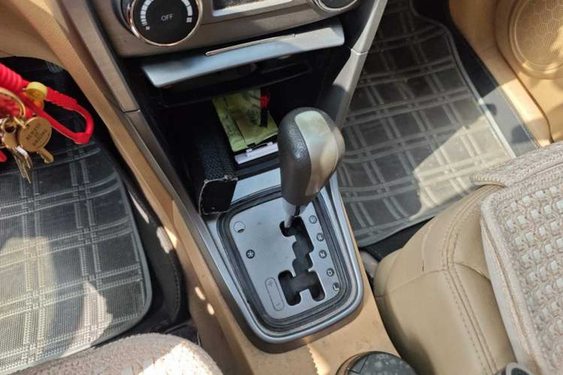 Used Chery Tiggo 2012 Elite Edition 1.6L CVT Comfort DVVT Model Gear Lever