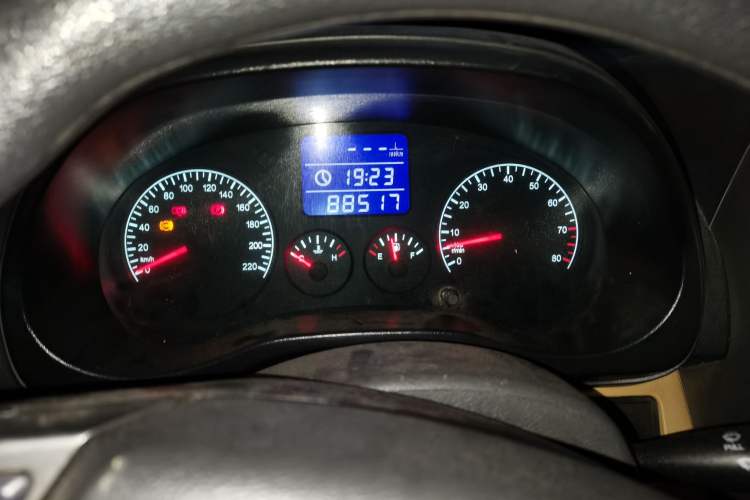 Used Chery Tiggo 2012 Elite Edition Facelift 1.6L Manual Comfort DVVT Instrument Cluster