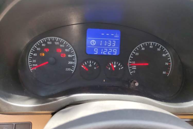 Used Chery Tiggo 2012 Elite Edition 1.6L Manual Comfort DVVT Odometer Close Up