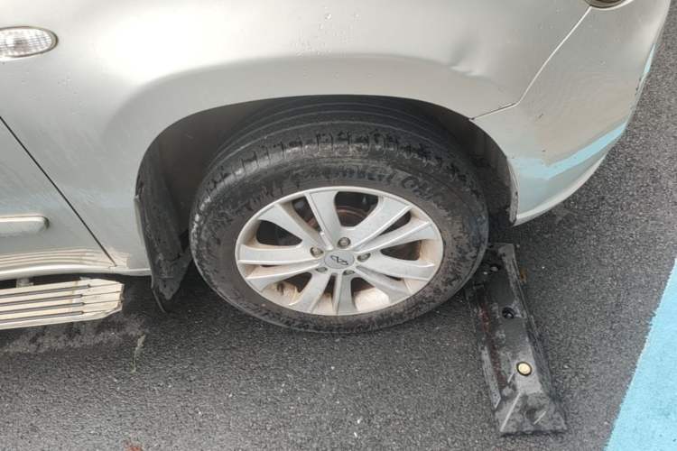 Used Chery Tiggo 2012 Elite Edition 1.6L Manual Comfort DVVT Right Front Wheel Hub