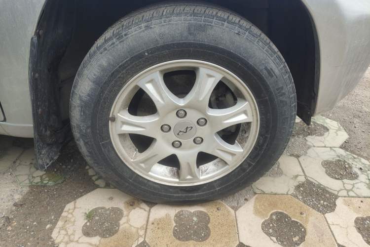 Used Chery Tiggo 2012 Classic Edition 1.6L Manual Comfort Model Right Front Wheel Hub