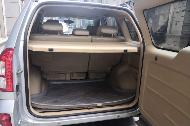 Used Chery Tiggo 2012 Elite Edition 1.6L CVT Comfort DVVT Model Trunk
