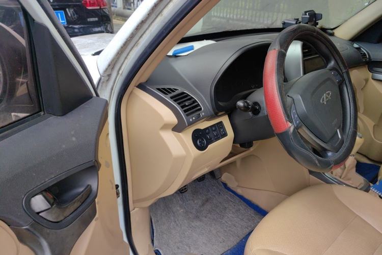 Used Chery Tiggo 2012 Elite Edition 1.6L Manual Luxury DVVT Model Driver Seat