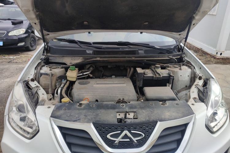 Used Chery Tiggo 2012 Elite Edition 1.6L Manual Comfort DVVT Engine Bay