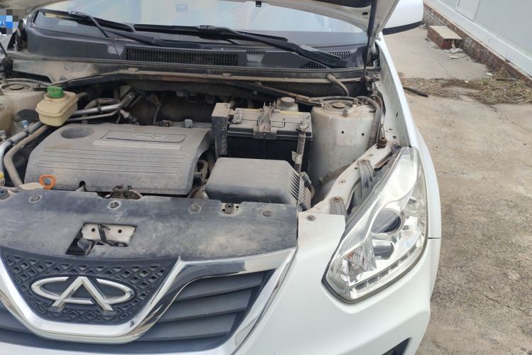 Used Chery Tiggo 2012 Elite Edition 1.6L Manual Comfort DVVT Engine Bay Left
