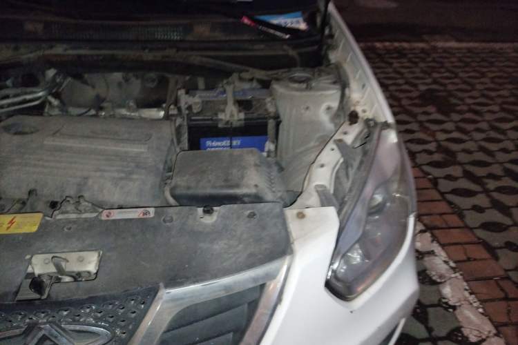 Used Chery Tiggo 2012 Elite Edition 1.6L Manual Comfort DVVT Engine Bay Left