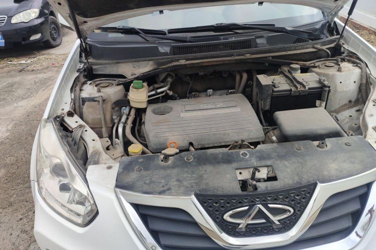 Used Chery Tiggo 2012 Elite Edition 1.6L Manual Comfort DVVT Engine Bay Right