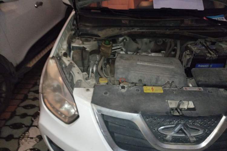 Used Chery Tiggo 2012 Elite Edition 1.6L Manual Comfort DVVT Engine Bay Right