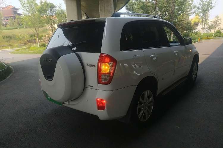 Used Chery Tiggo 2012 Elite Edition Facelift 1.6L Manual Comfort DVVT Exterior 5