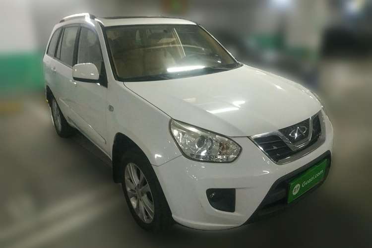 Used Chery Tiggo 2012 Elite Edition 1.6L Manual Luxury DVVT Model Front Right 45 Deg
