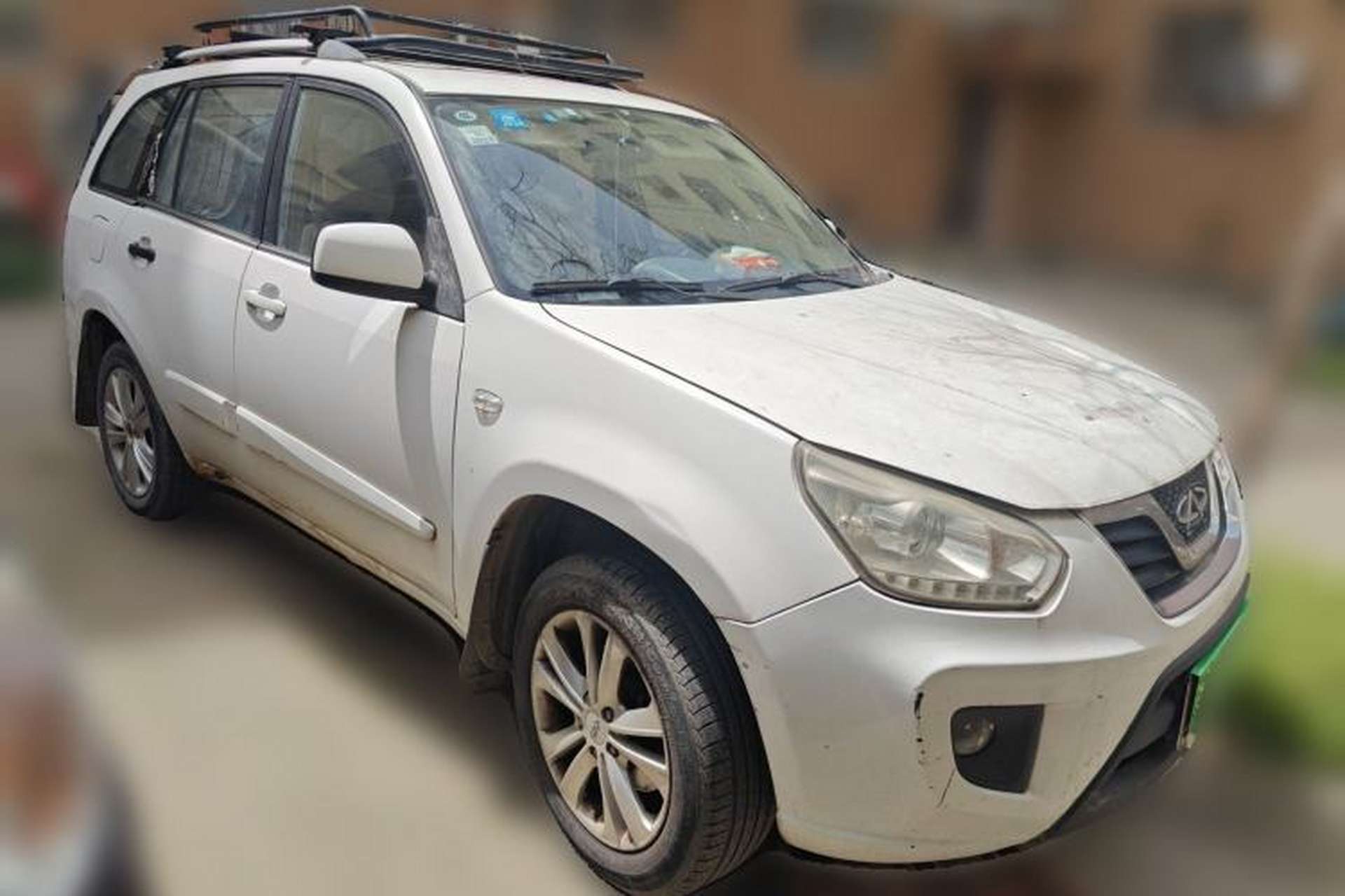 Used Chery Tiggo 2012 Elite Edition Facelift 1.6L Manual Comfort DVVT Front Right 45 Deg