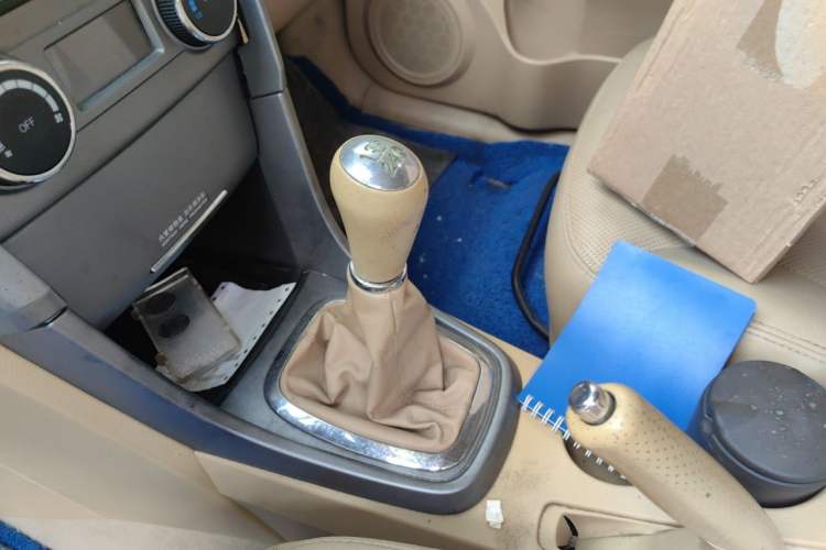 Used Chery Tiggo 2012 Elite Edition 1.6L Manual Luxury DVVT Model Gear Lever